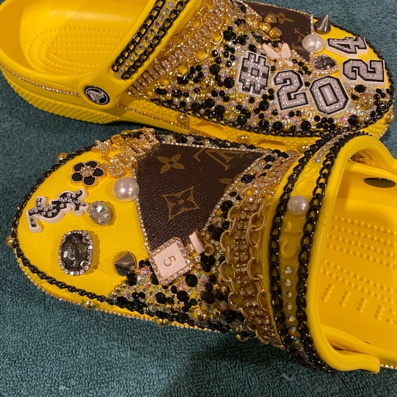 Bling Crocs - Picture 5 of 11